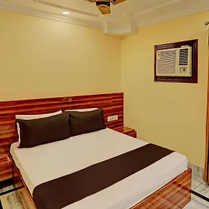 https://oyo-flagship-sawariya-palace.hotels-varanasi.com